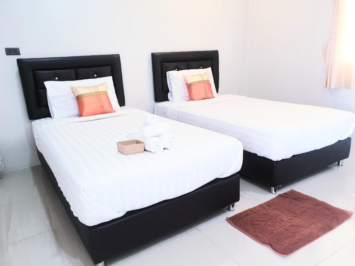 Chadaporn Mae Chaem Hotel Экстерьер фото