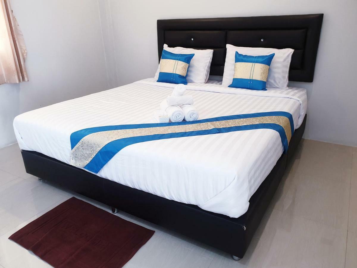 Chadaporn Mae Chaem Hotel Экстерьер фото